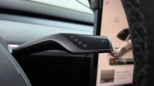 Tesla Y RWD 2023 9