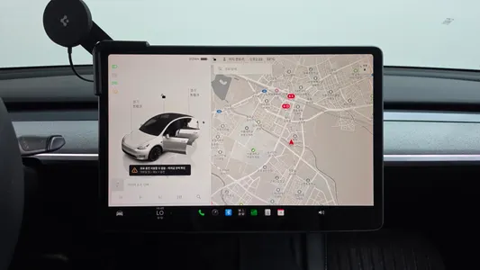 Tesla Y RWD 2023 13