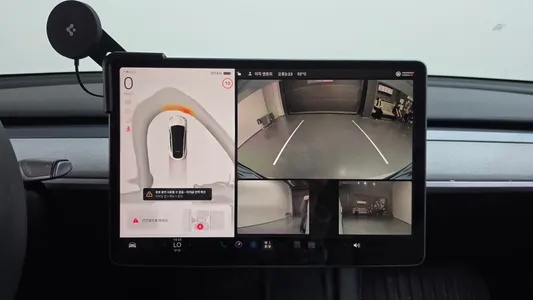 Tesla Y RWD 2023 15