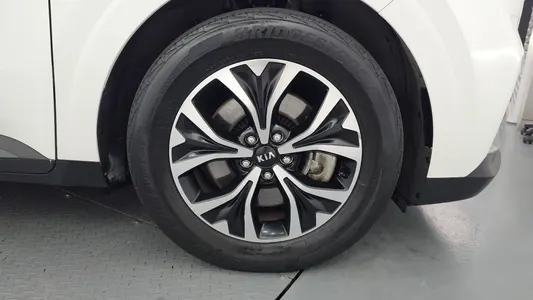 Kia Carnival 9 2021 5
