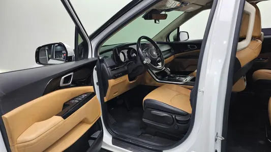 Kia Carnival 9 2021 10