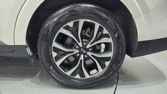 Kia Carnival 9 2021 21