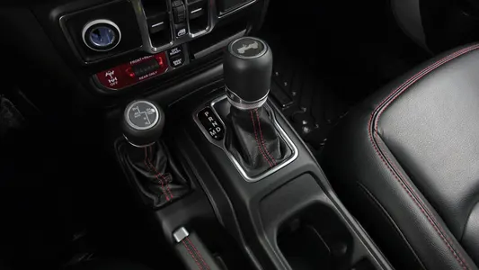 Jeep (JL) 2.0 4 2021 9