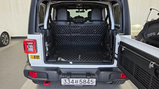 Jeep (JL) 2.0 4 2021 20