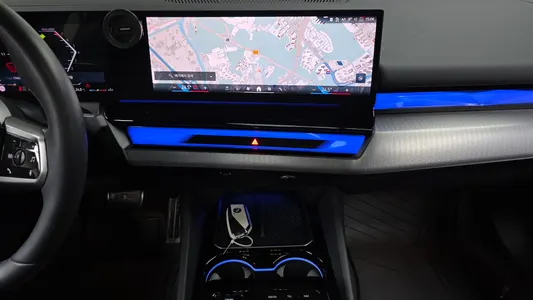 BMW 5 Series (G60) 520i 2024 19