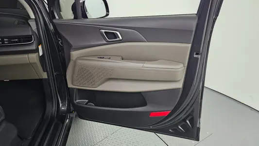 Kia 4 HEV 9 2024 25