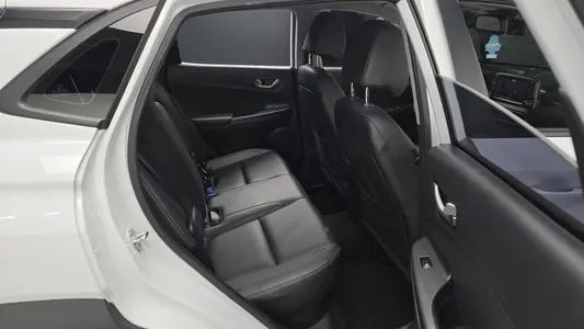 Hyundai Kona 1.6 2WD 2018 11