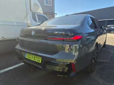 BMW i7 (G70) M70 xDrive M 2025 4
