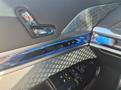 BMW i7 (G70) M70 xDrive M 2025 16