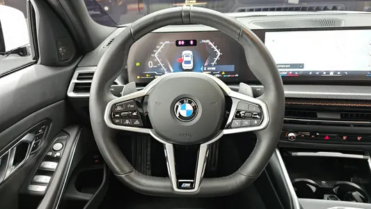 BMW 3 Series (G20) 320i M 2025 13