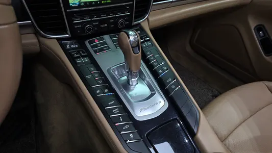 Porsche 파나메라 4.8 4S 2013 9