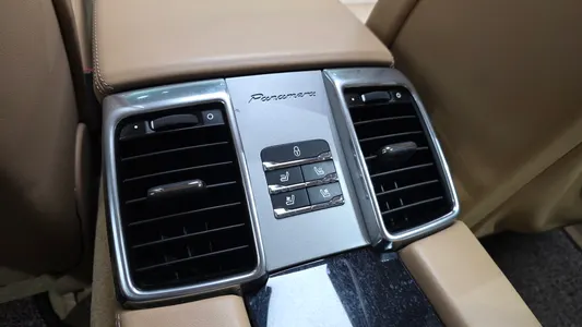 Porsche 파나메라 4.8 4S 2013 19