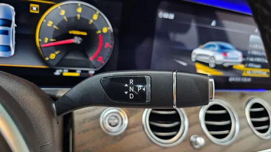 Mercedes-Benz E-Class W213 E300 4MATIC 2020 9