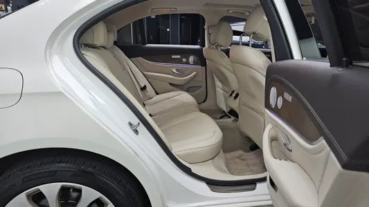Mercedes-Benz E-Class W213 E300 4MATIC 2020 12