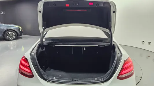 Mercedes-Benz E-Class W213 E300 4MATIC 2020 20