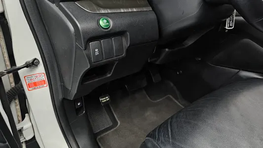 Honda New CR-V 2WD LX 2013 26