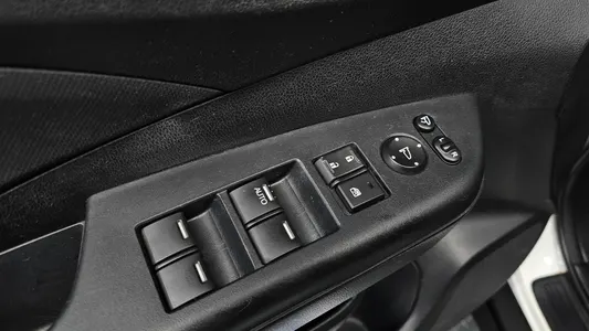 Honda New CR-V 2WD LX 2013 28