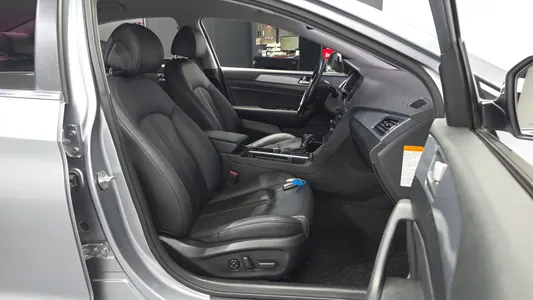 Hyundai LF 2.0 HEV 2015 11