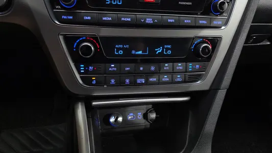Hyundai LF 2.0 HEV 2015 17
