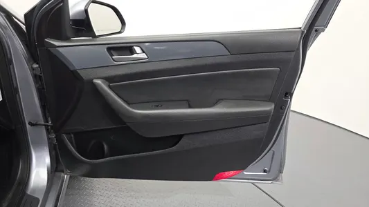 Hyundai LF 2.0 HEV 2015 24