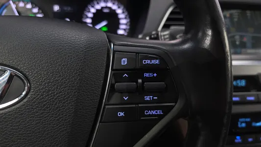 Hyundai LF 2.0 HEV 2015 28