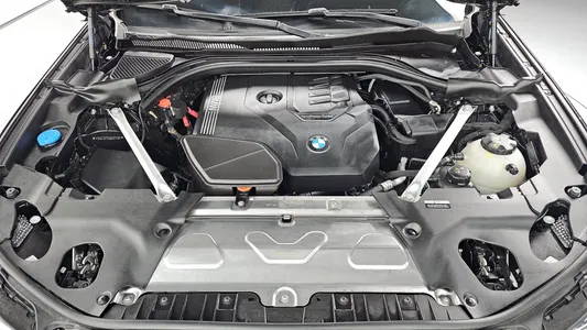BMW X4 (G02) xDrive20i M 2025 6