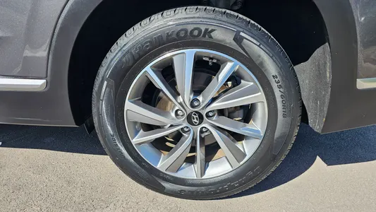 Hyundai TM 2.0 2WD 2020 5