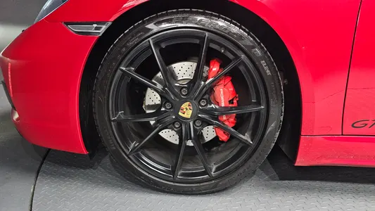 Porsche 718 2.5 GTS 2018 5