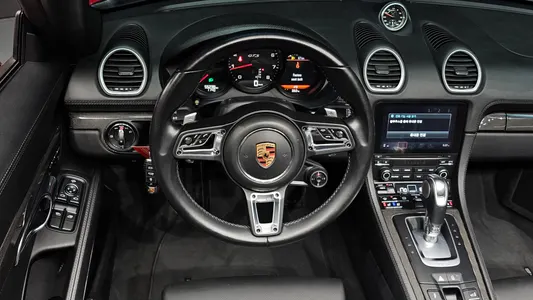 Porsche 718 2.5 GTS 2018 11