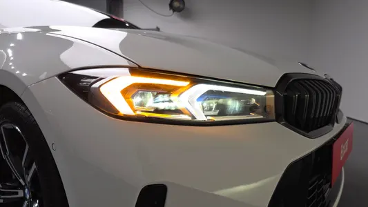 BMW 3 Series (G20) 320i M 2025 23