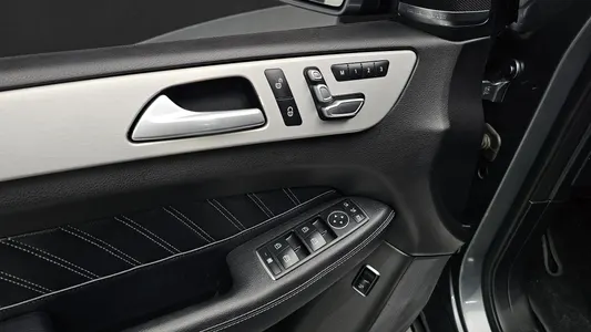 Mercedes-Benz GLE-Class W166 GLE350 d 4MATIC 2018 18