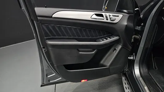 Mercedes-Benz GLE-Class W166 GLE350 d 4MATIC 2018 24