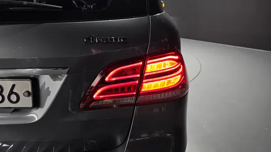 Mercedes-Benz GLE-Class W166 GLE350 d 4MATIC 2018 23
