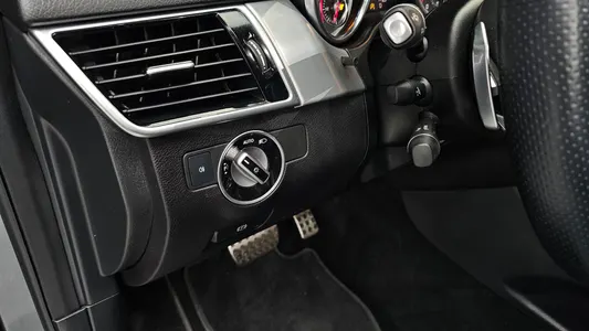 Mercedes-Benz GLE-Class W166 GLE350 d 4MATIC 2018 30
