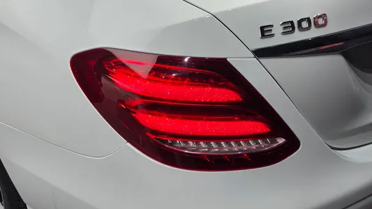 Mercedes-Benz E-Class W213 E300 4MATIC 2018 23