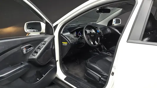 Hyundai ix 2WD X20 2011 10