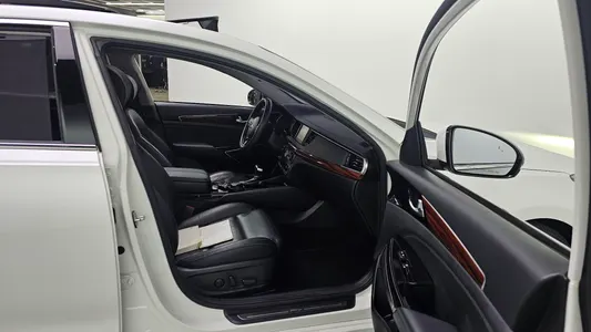 Kia K7 2.2 2017 18