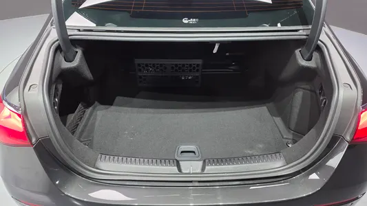 Mercedes-Benz E-Class W214 E200 2025 19