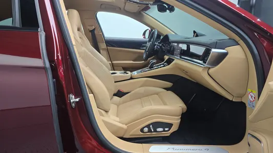 Porsche (971) 2.9 AWD 2021 10