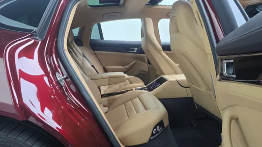Porsche (971) 2.9 AWD 2021 11