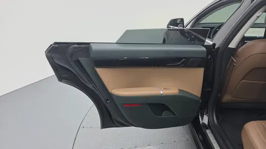 Hyundai (GN7) 2025 25