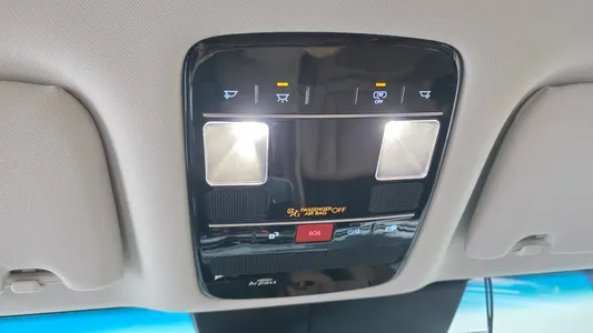 Hyundai (GN7) 2025 30