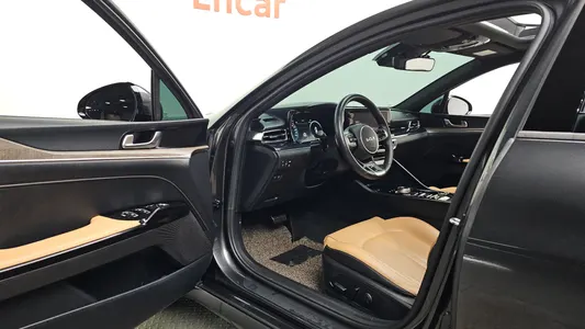 Kia K5 3 2021 10
