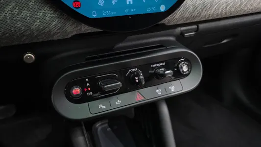 MINI 4 SE 2024 9
