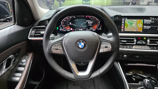 BMW 3 Series (G20) 320d 2021 13