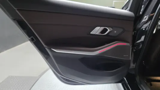 BMW 3 Series (G20) 320d 2021 25