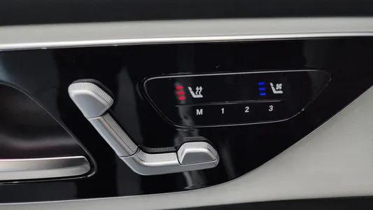 Mercedes-Benz GLC-Class X254 GLC300 4MATIC AMG Line 2025 31