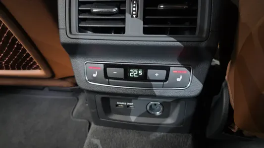 Audi Q5 (FY) 45 TFSI 2024 19
