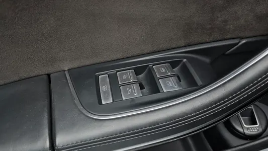 Audi A8 (D5) 50 TDI LWB 2020 36