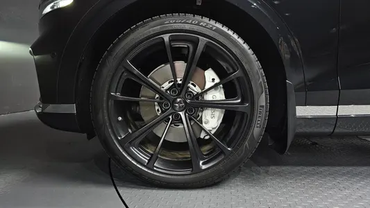 Genesis GV70 e-AWD 2026 5